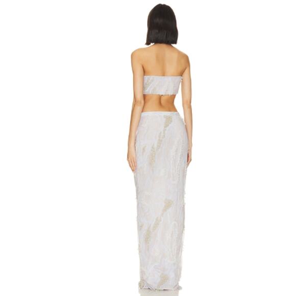 Onalaja Sonjay Bandeau Maxi Skirt Set in White & Off White - Picture 3 of 3